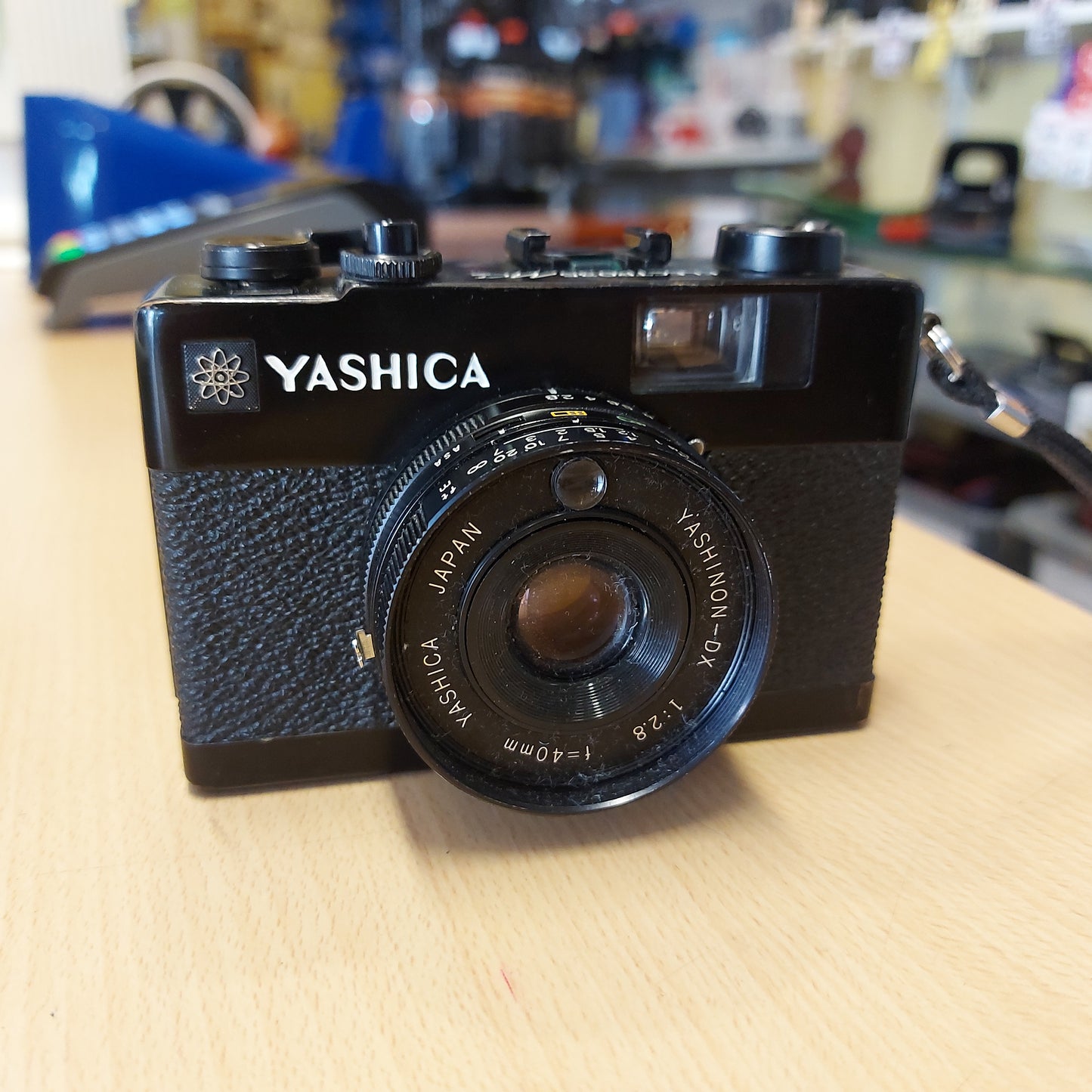 Yashica ELECTRO 35mc with 40mm f/2.8