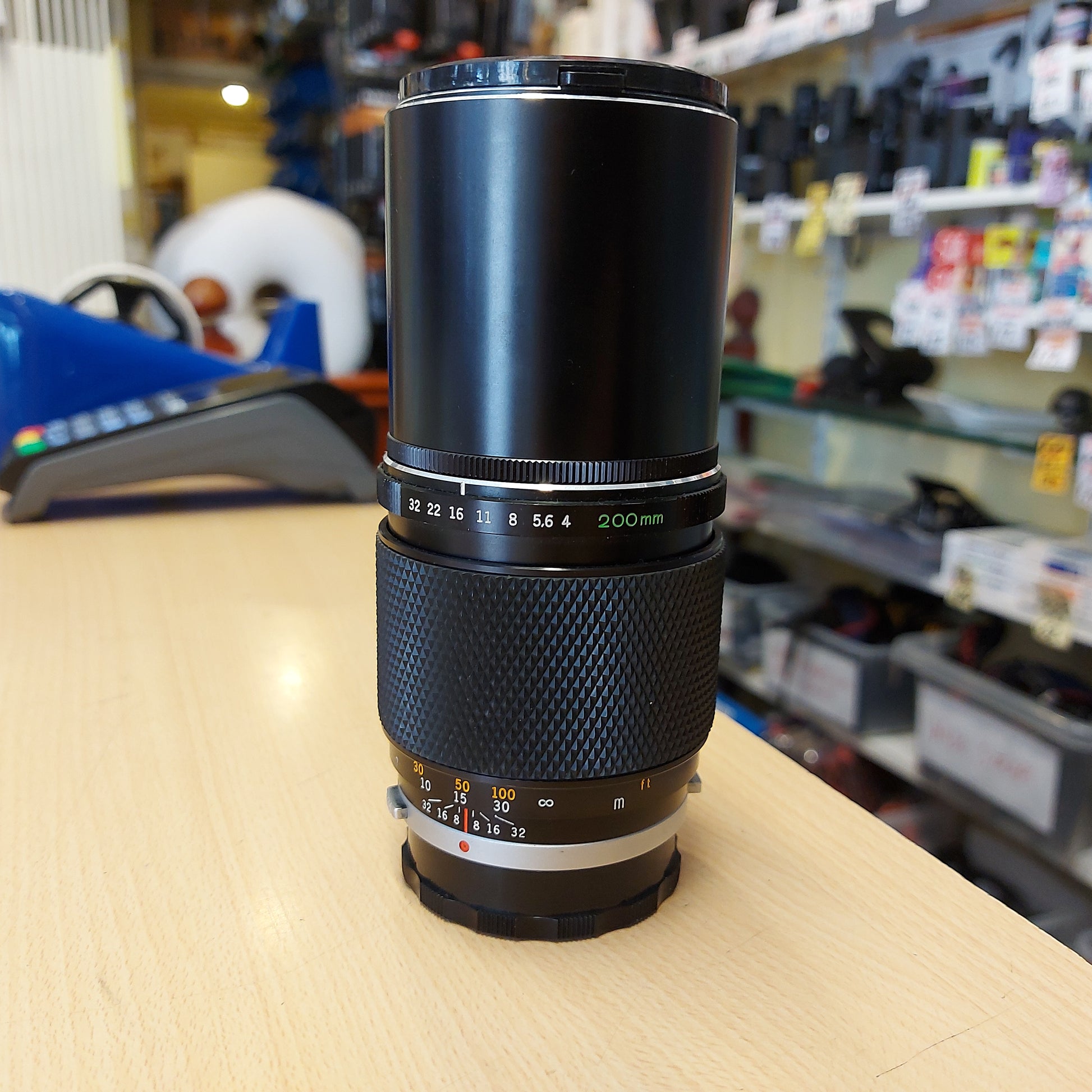 Olympus 200mm f/4 Zuiko Telephoto Prime1