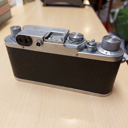 Leica IIIf + 50mm f/3.5 Leitz Elmar