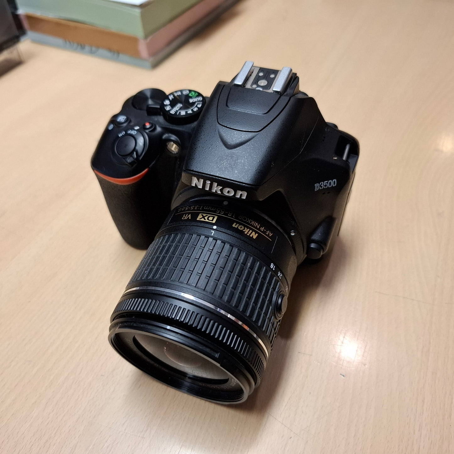 Nikon D3500 + 18-55mm AF-P