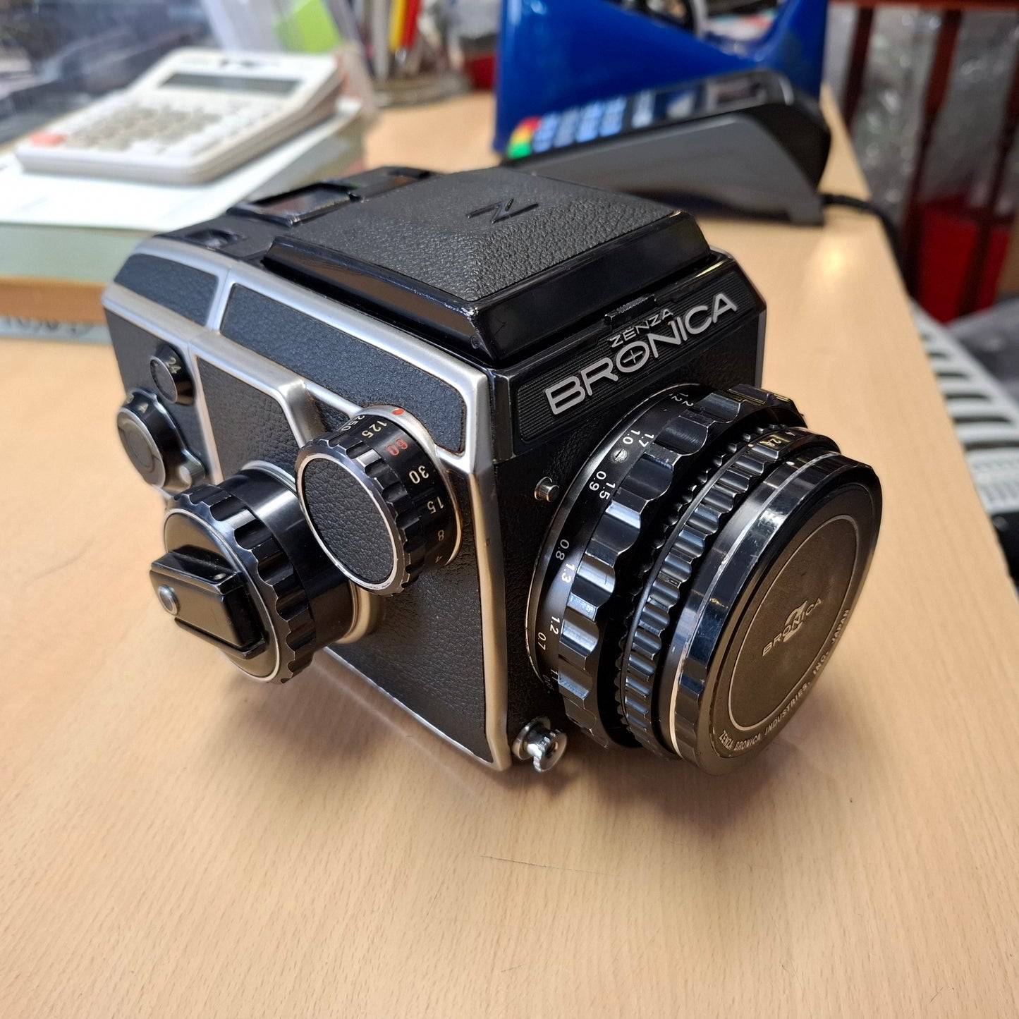Bronica EC + 75mm f/2.8 (FILM TESTED)