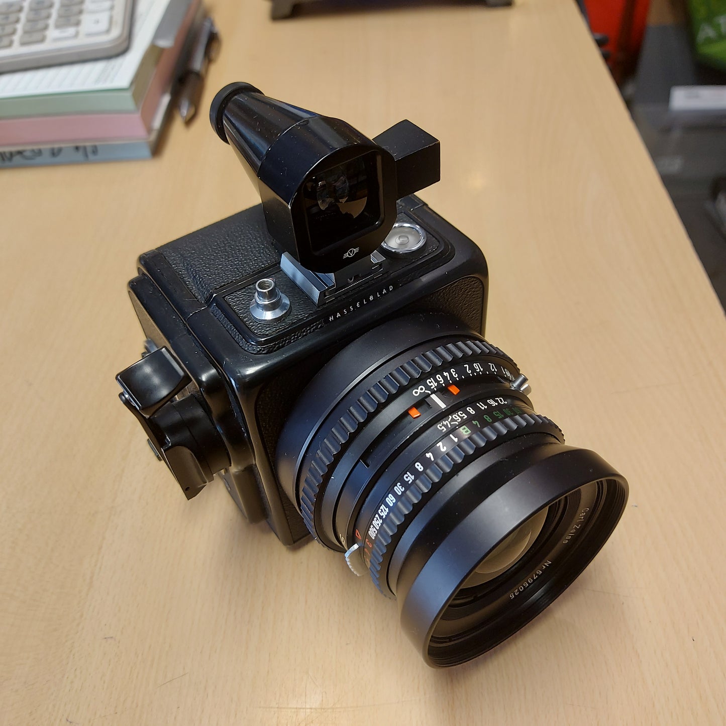 Hasselblad SWC + 38mm f/4.5 Carl Zeiss T* Biogon + V/finder + Focus screen