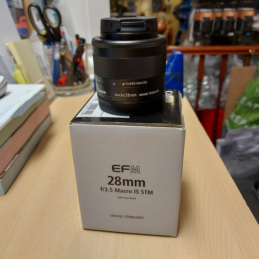 Canon 28mm f2.8 MACRO EF-M fitting