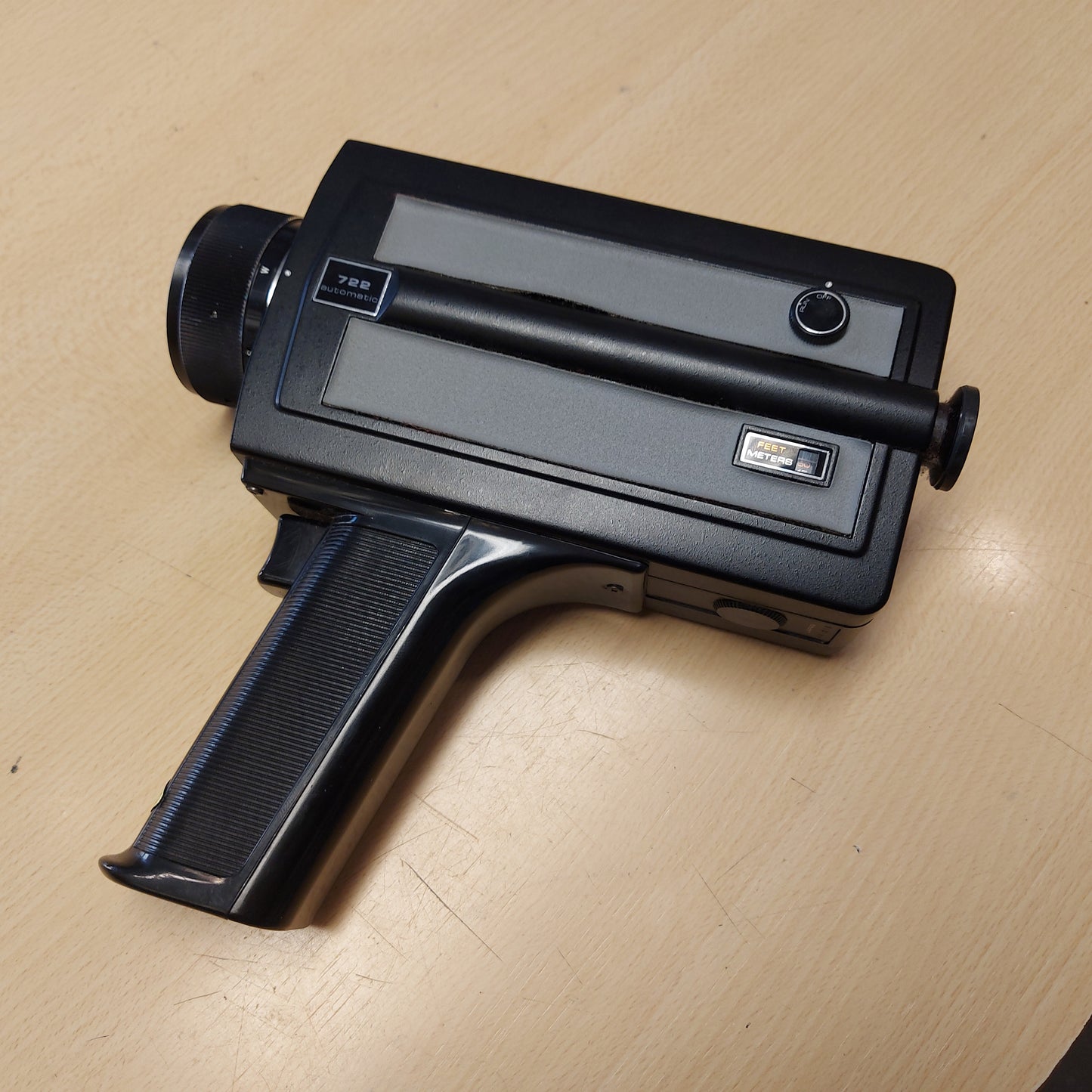 Chinon 722 SUPER 8 Cine Camera