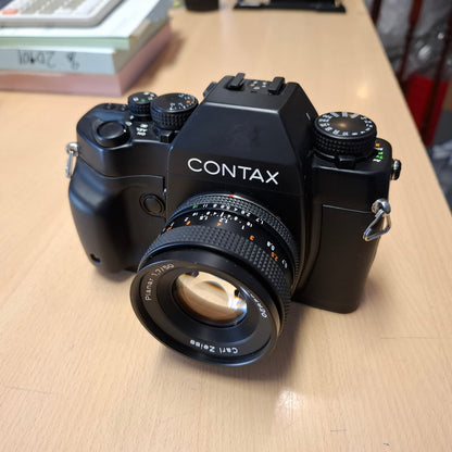 Contax RX + 50mm f/1.7 Carl ZEISS T* Planar