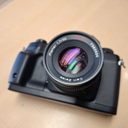 Contax RX + 50mm f/1.7 Carl ZEISS T* Planar