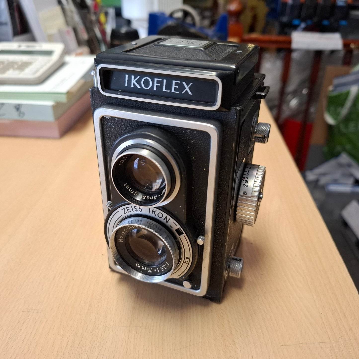 Zeiss Ikon IKOFLEX 75mm f/3.5