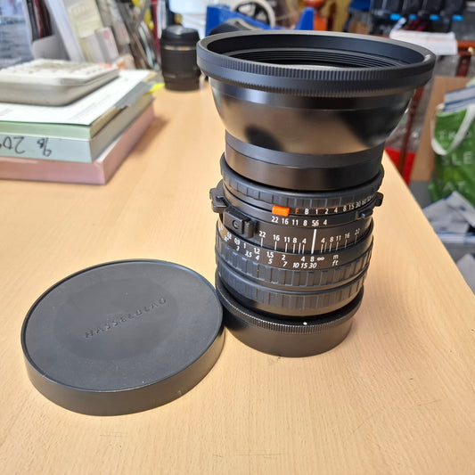 Hasselblad 40mm f/4 Carl IF ZEISS T* Distagon