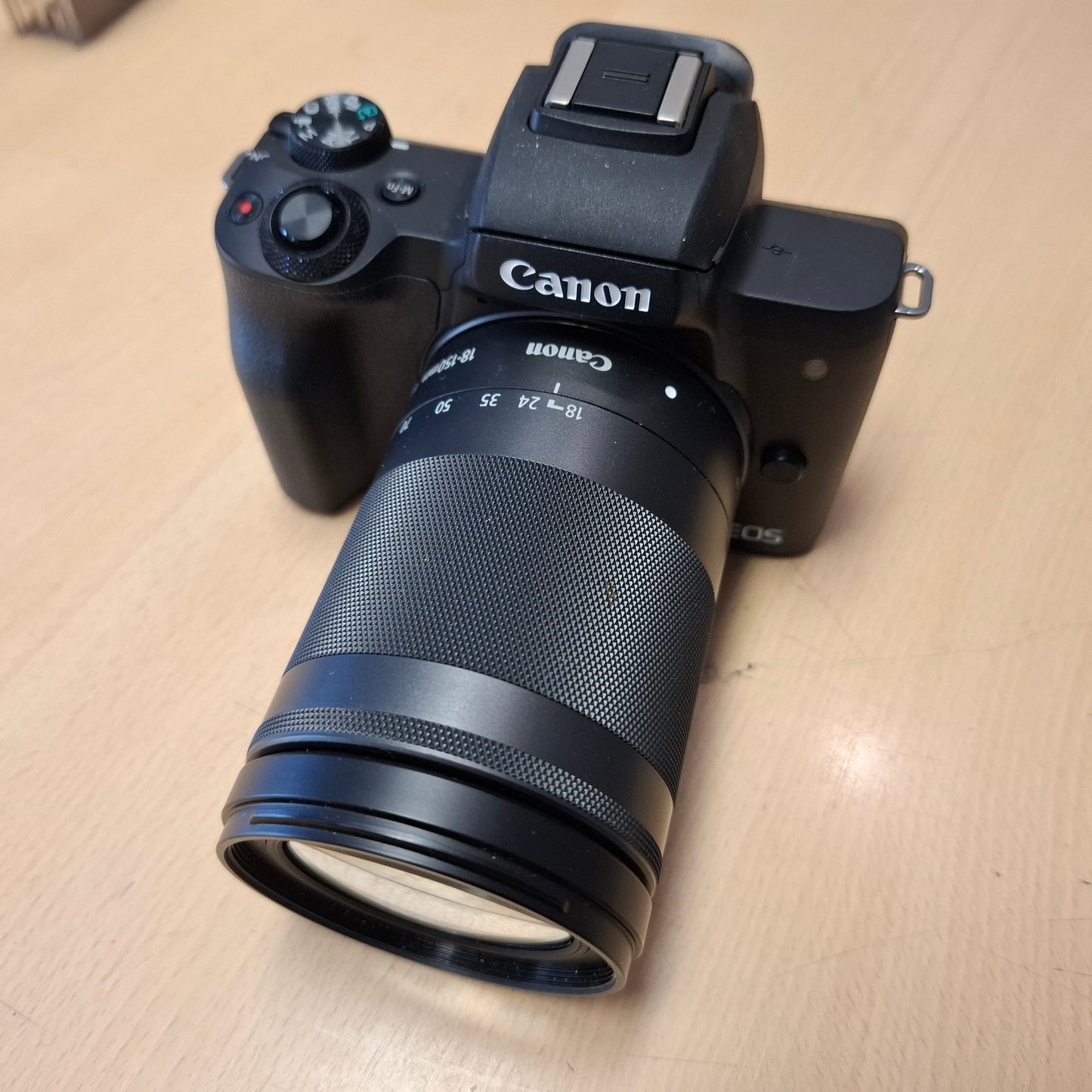Canon EOS M50 + 18-150mm