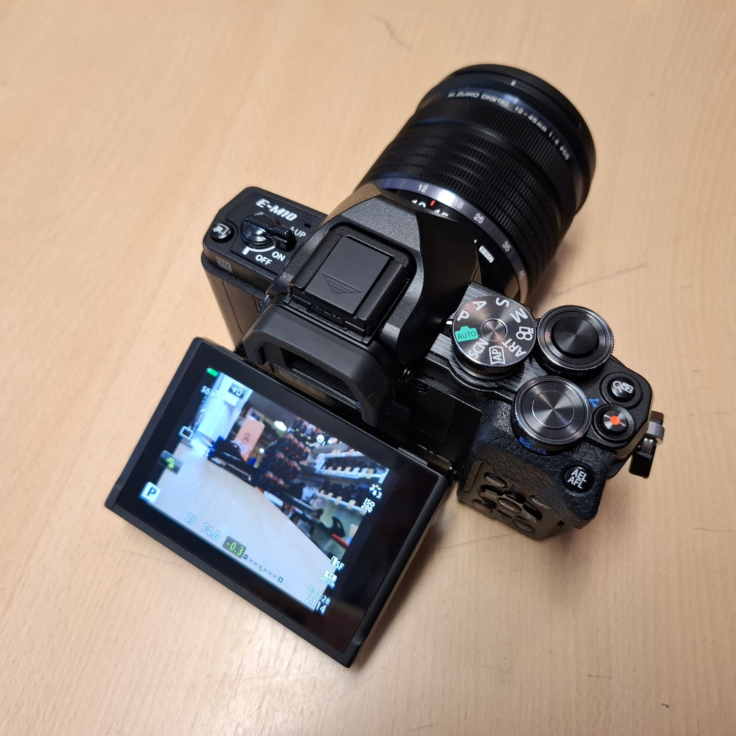 Olympus E-M10 Mark-IV + 12-45mm f/4 Zuiko